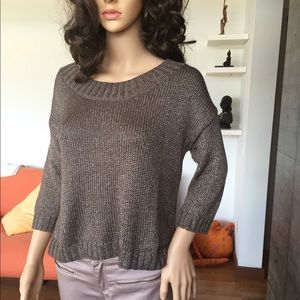 Gap dark taupe 3/4 sleeves scoop neck sweater XS.